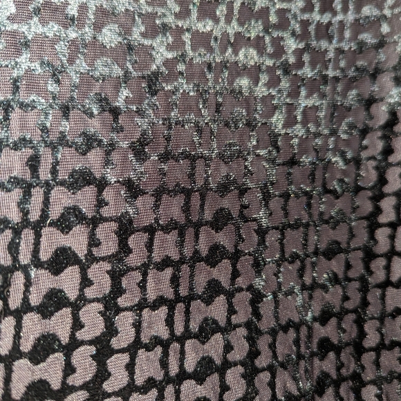 SKIMS Bodysuit NWT Velvety Burnout Logo size XL - Picture 4 of 17